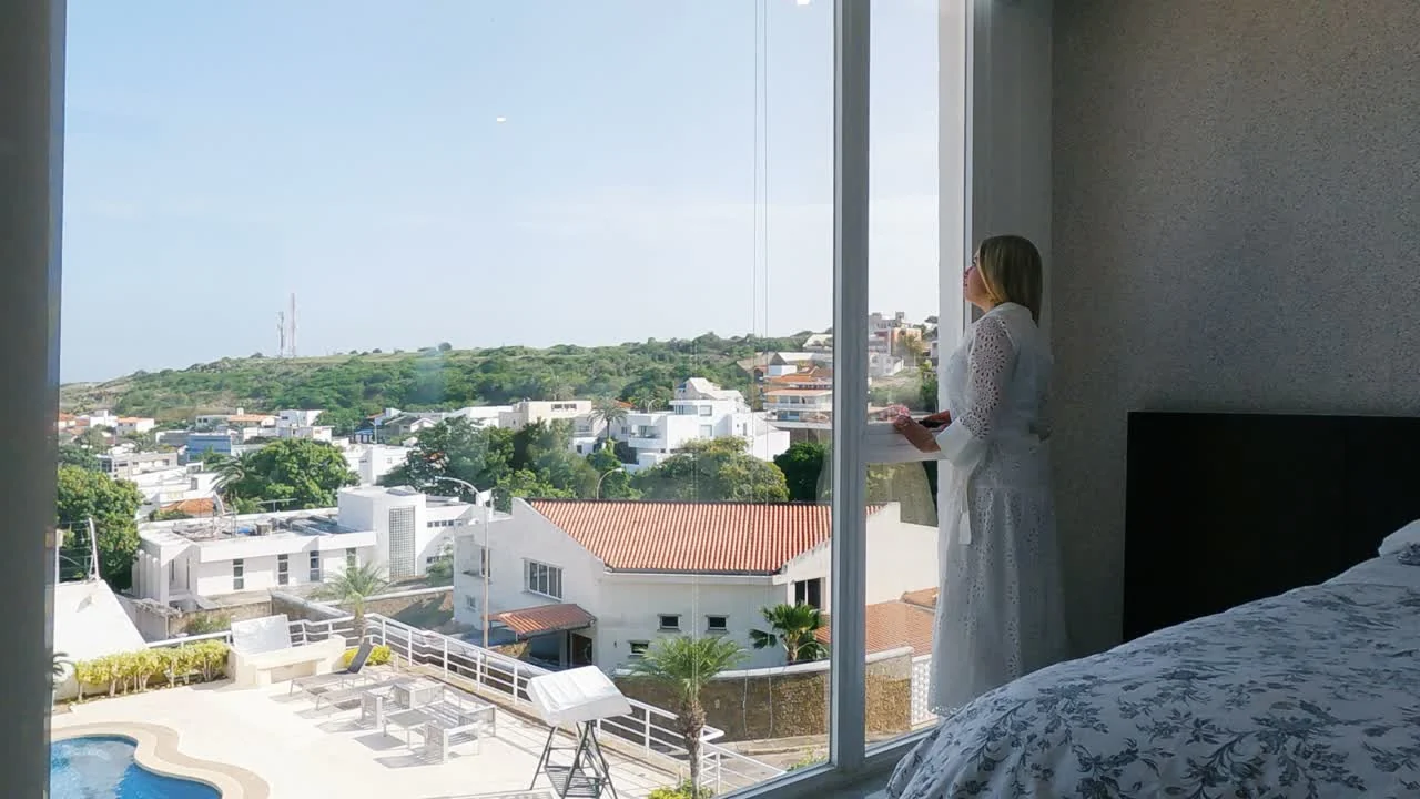 Caribbean Realtors Group — fotograma de video